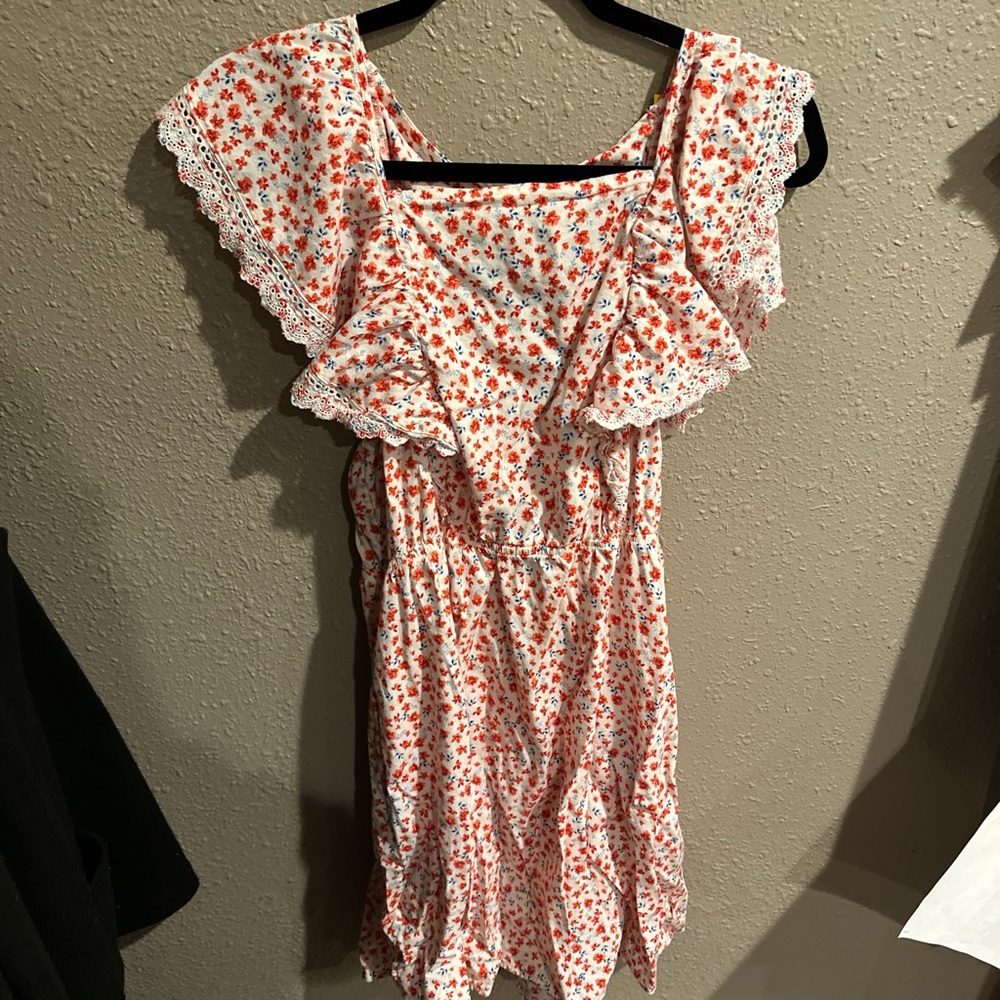 Floral Ruffle Dress with Lace Trim